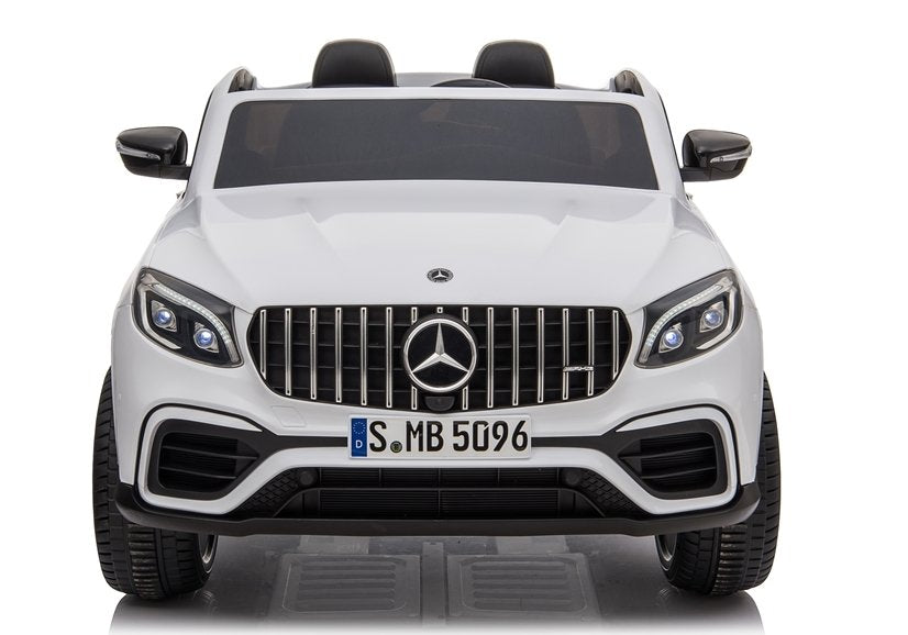 Elektro Kinderfahrzeug Mercedes GLC 63S Weiß 4 Motoren 8 km/h