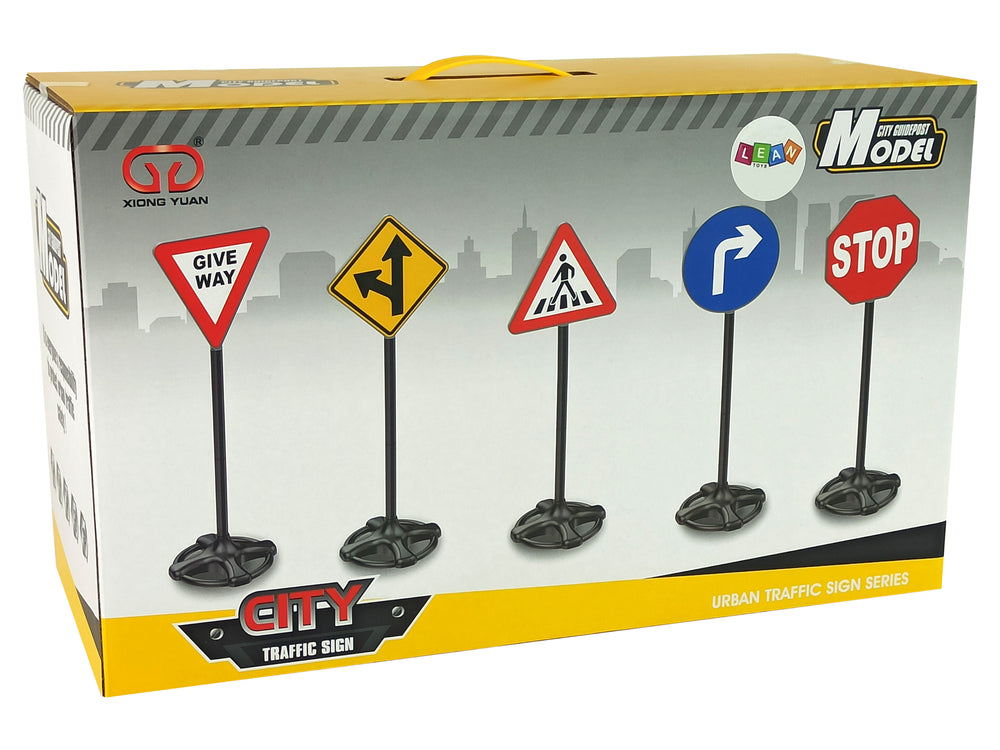 Großes Set pädagogischer Verkehrsschilder 82 cm