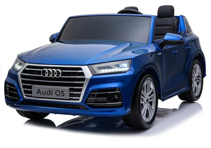 Children's car Audi Q5 painted blue 