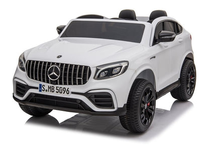 Elektro Kinderfahrzeug Mercedes GLC 63S Weiß 4 Motoren 8 km/h