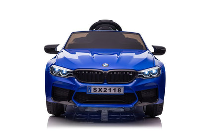 electric car BMW M5 Blue